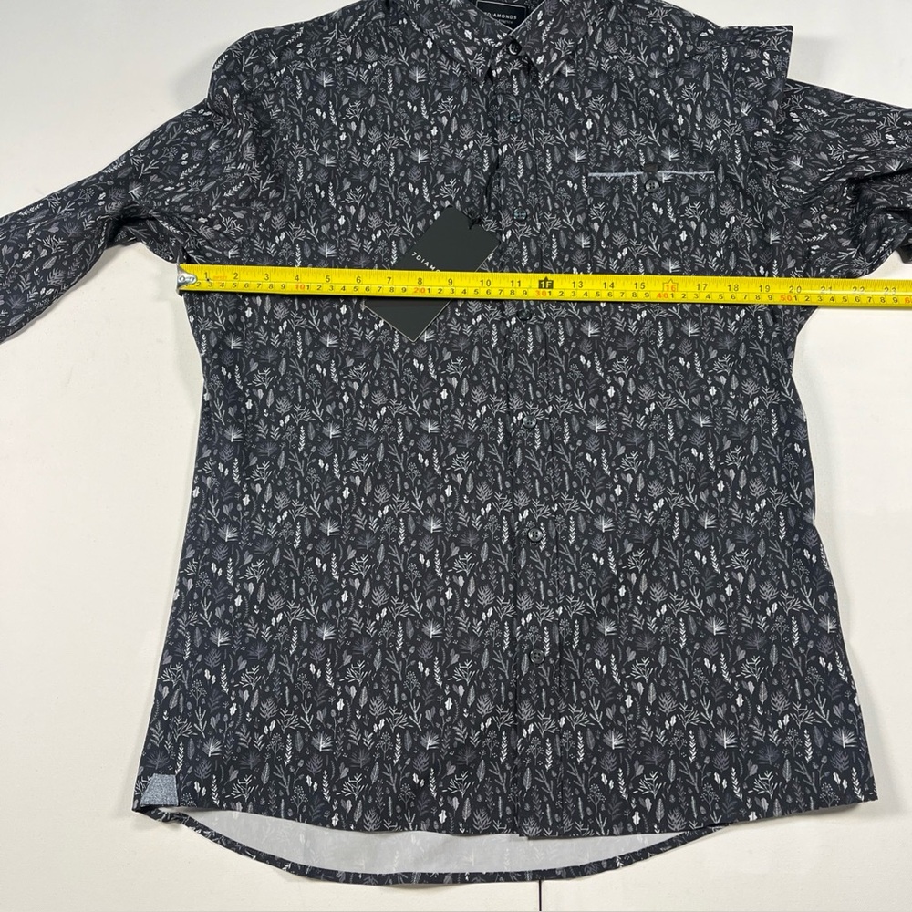 7 Diamonds Men's Black and White Patterned Button-Down Shirt - Picture 10 of 16